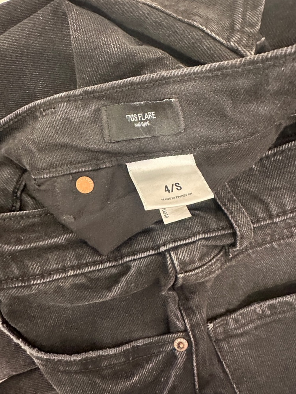 Express Distressed Flared Jeans - Picture 3 of 4